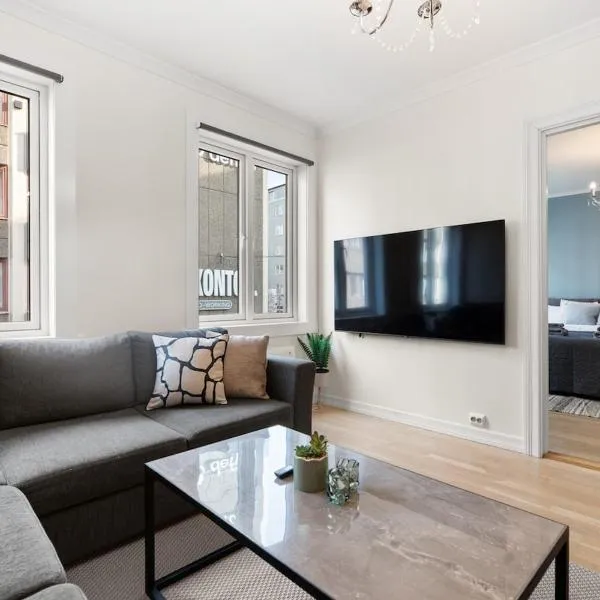 Luxury 4-Bedroom Apartment in Oslo's Heart - Walk to Major Attractions, hotel in Oslo