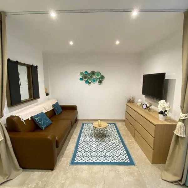 Balneo Clim Terrasse et Parking Relaxation Guarantie, hotel di Frejus