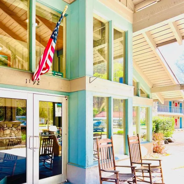 Newfound Lodge on the river, hotel en Cherokee