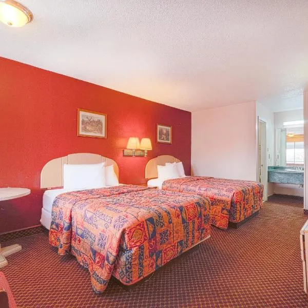 Regency Inn By OYO Three Rivers, hotel v destinaci Three Rivers