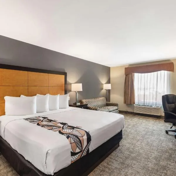 Best Western Inn & Suites - Midway Airport, hotel v destinaci Burbank