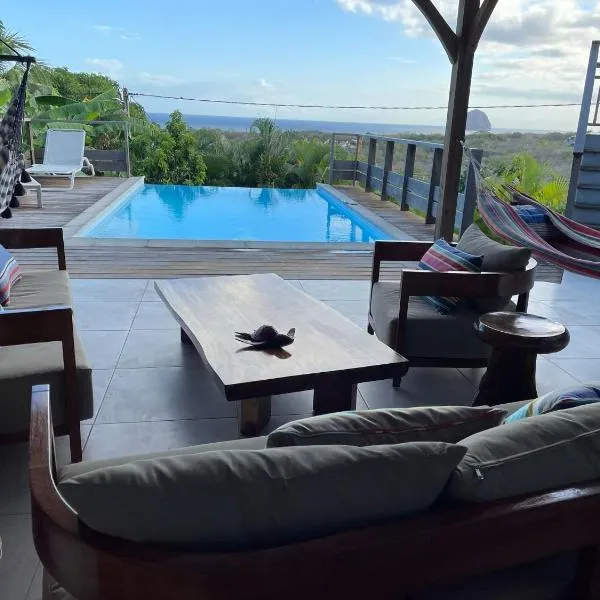 Villa SeaViewSoon - Le Diamant - Martinique - 3 à 5 Chambres, hotel in Le Diamant