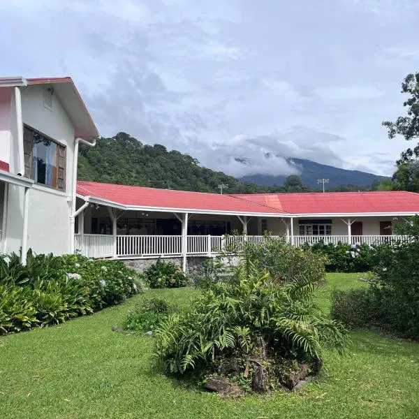 Casa Romero - A cozy tradition, hotel v destinaci Boquete