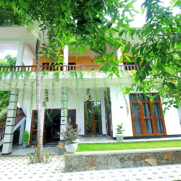 Shoreline House Hiriketiya, hotel a Nilwella