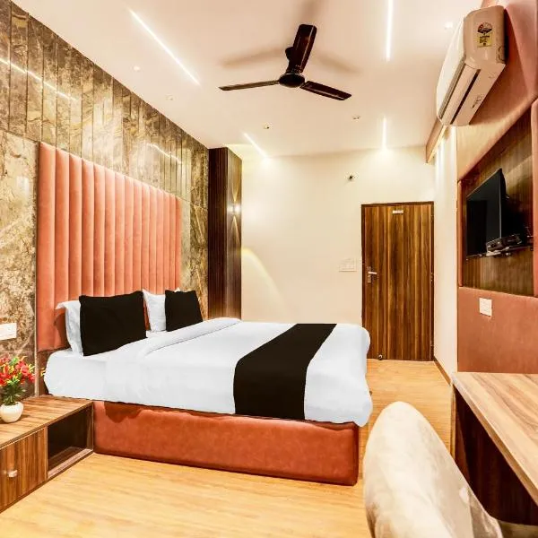Super Townhouse Haibowal Chowk, hotel v destinaci Ludhijána