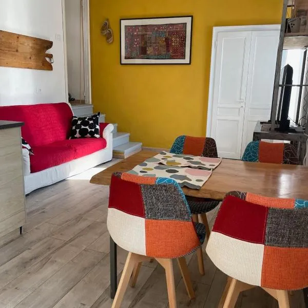 Altrove, lontano quanto basta, hotel in Soprazocco