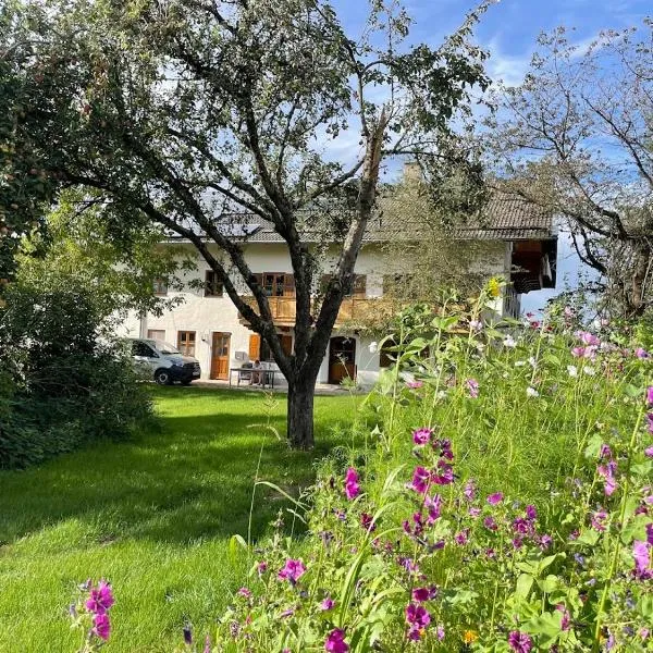 Biohof Liebhart, hotel en Obing