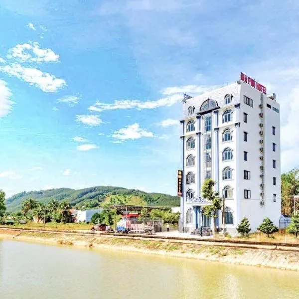 Gia Phú Hotel Bình Thuận, hotel v destinaci Tánh Linh