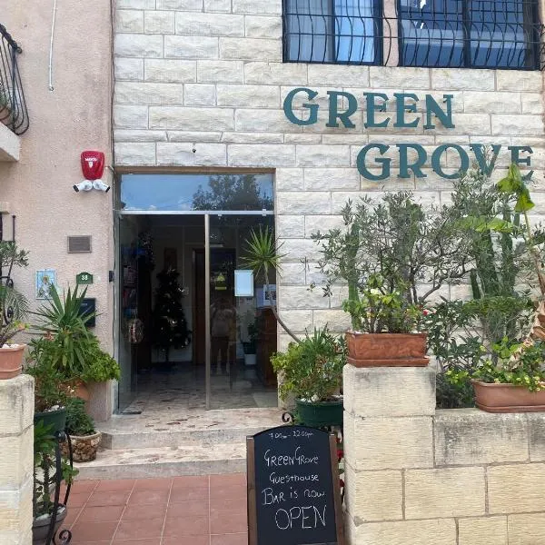 Green Grove Guest House, hotel in St Julian's