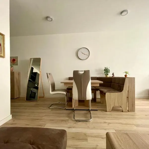 NEU Goldstadt Suite Schlössle-Galerie Zentrum Pforzheim, Hotel in Pforzheim