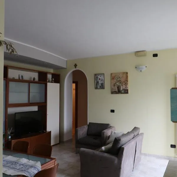 Casa Angy, hotel v destinaci Galbino