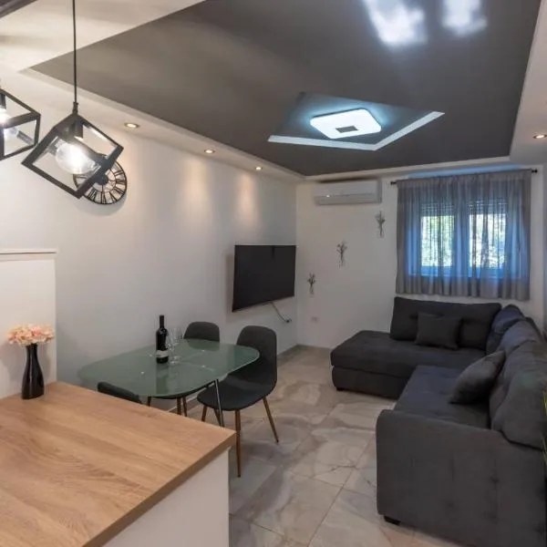 Didovina, hotelli kohteessa Marina