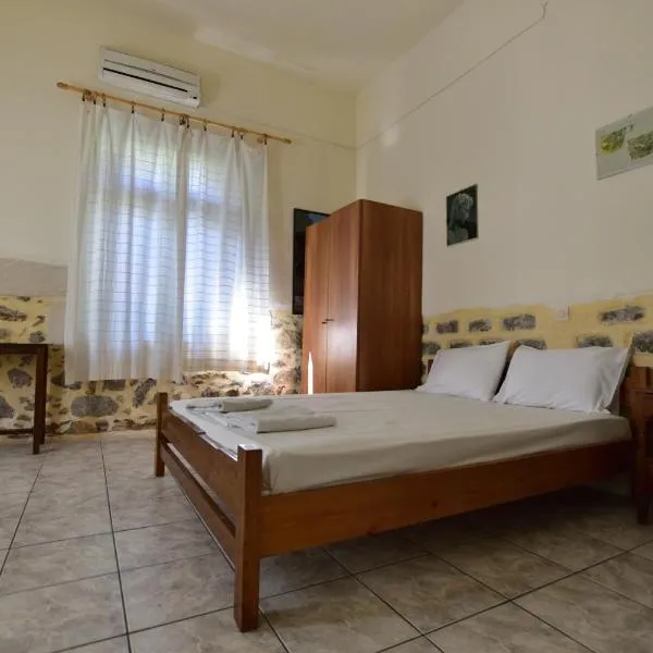 Anonymous Homestay, hotel v destinaci Palaiochóra