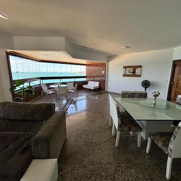 Apartamento Espaçoso com Vista Fabulosa para o Mar - Foto 4