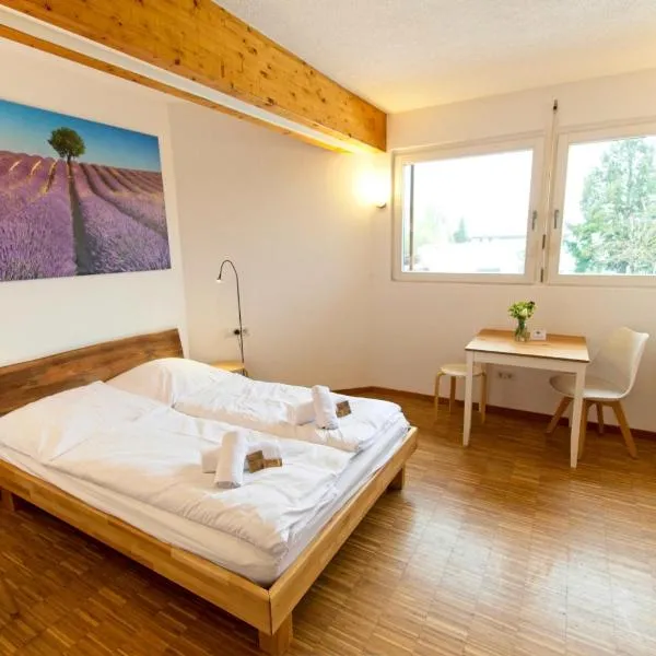 Boardinghouse Steinen, hotel en Steinen