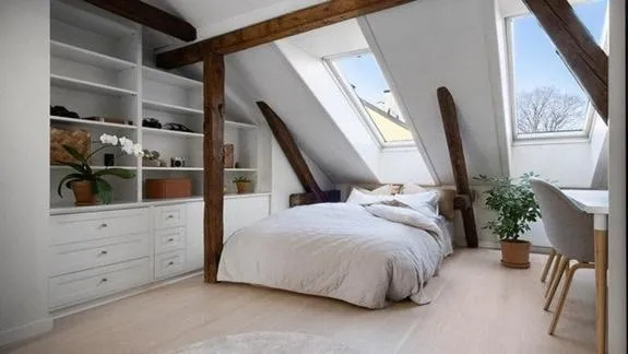 Central attic apartment with balcony, ξενοδοχείο στο Όσλο