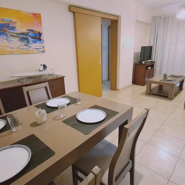 STAY Suncity Apartment, hotel in Larnaka