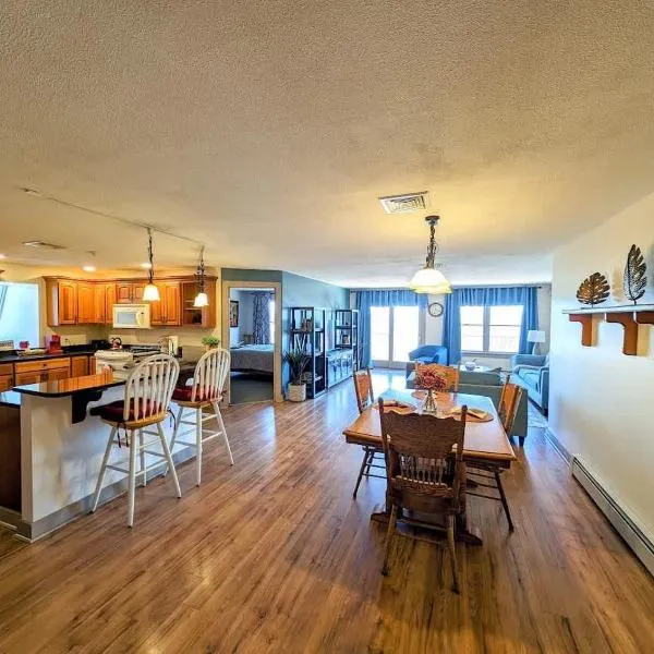 Acadia Luxury Penthouse Suite, hotel in Trenton
