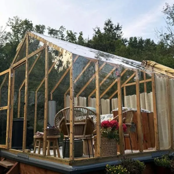 Insolite Cabane du Rêveur, hotel v destinaci Pagny-sur-Moselle