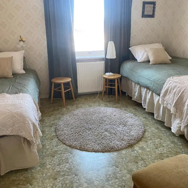The Riverside, hotel v destinaci Undrom