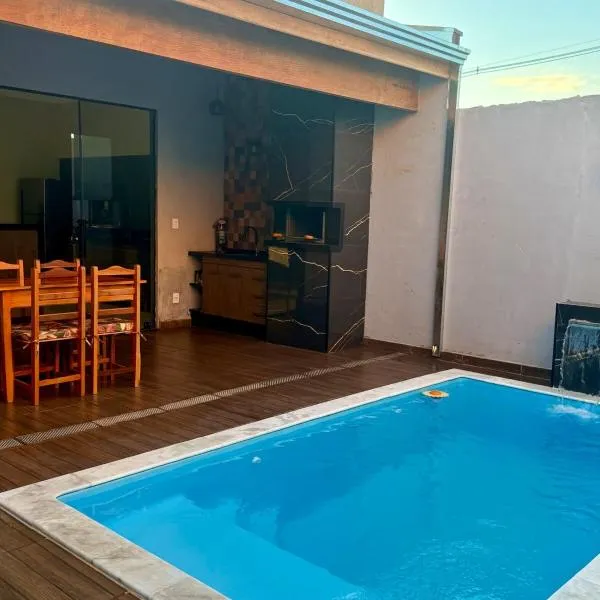 Morada Lisboa com Piscina Aquecida - Olímpia SP, hotel v destinaci Olímpia