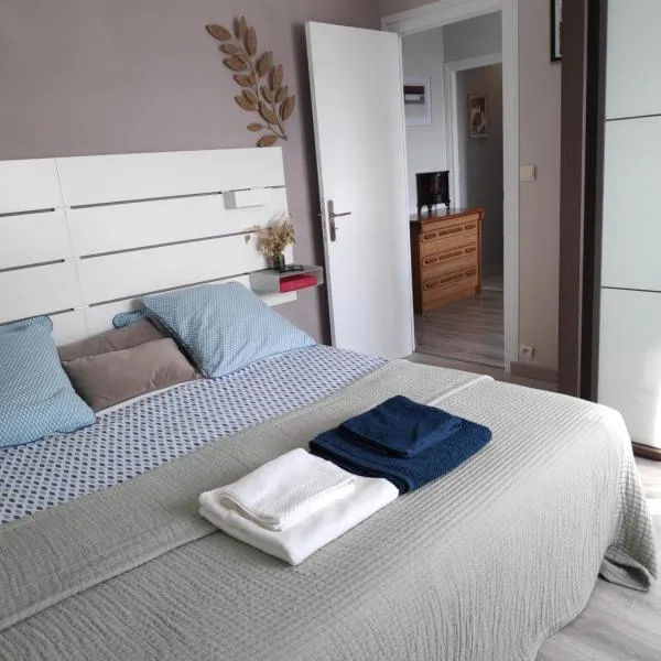 Kastell-Mor 2 chambre d'hôtes à Santec, hotel en Santec