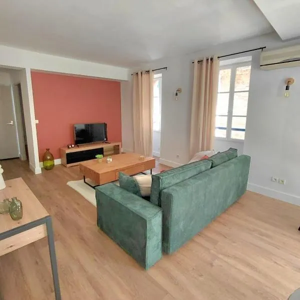 Renovated apartment, hyper center, private parking, hotel v destinaci Perpignan