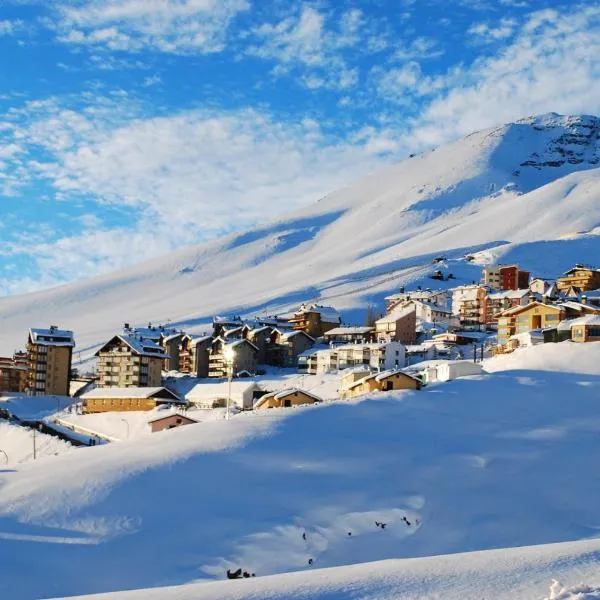 Boutique Cuernos Lodge Ski In&Out La Parva-Valle Nevado-Parque Farellones, hotel v destinaci Santiago