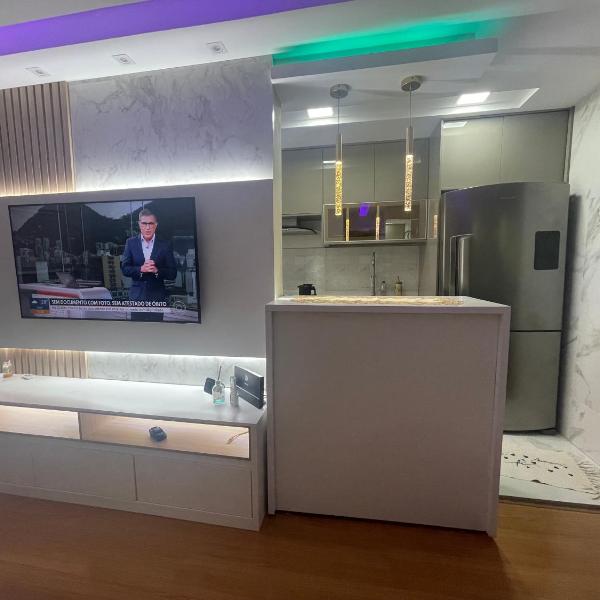 Quarto privativo em apartamento