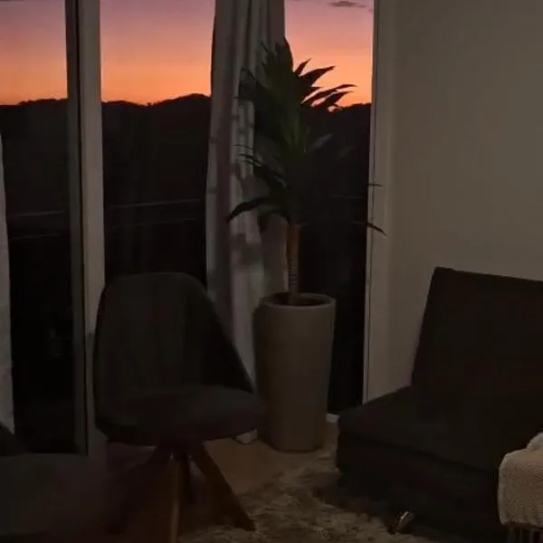 Apartamento de temporada em Gramado com linda vista, hotel v destinaci Gramado