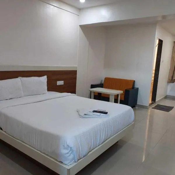 Hotel O The Classic Crown, hotel v destinaci Dāpuri