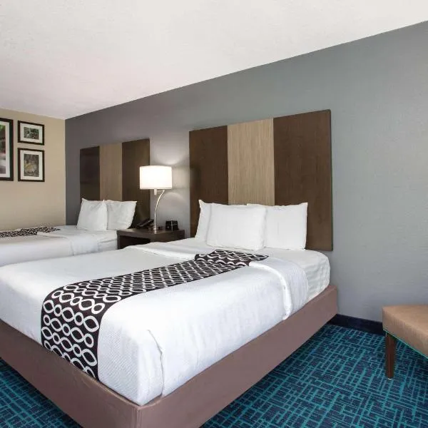 La Quinta Inn & Suites by Wyndham Peru Starved Rock St Park、Peruのホテル