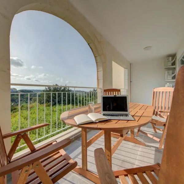 The Valley Collection - Suite A2, hotel in Xagħra