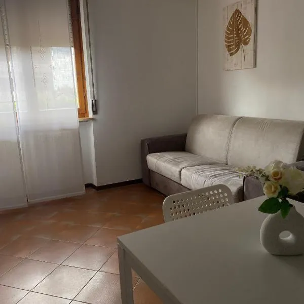 Casa Gaia- Castelnuovo del Garda, hotel in Cavalcaselle