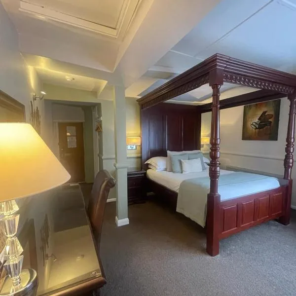 The White Hart Hotel Witham、ウィザムのホテル