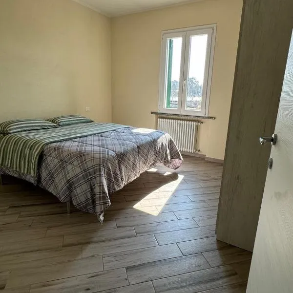 Edi Apartaments 2, hotel v destinaci Tortona
