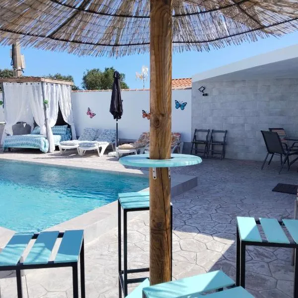 LAS TRES ROSAS, hotel in Vejer de la Frontera