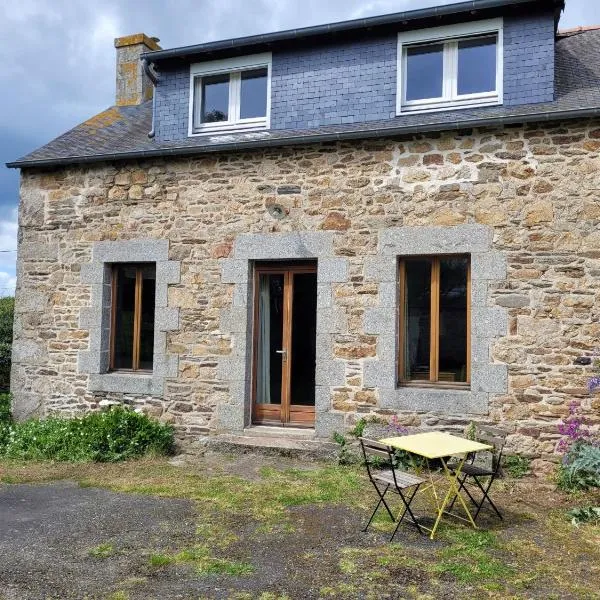 Gîte en campagne à 30 min de la mer, hotel v destinaci Pédernec
