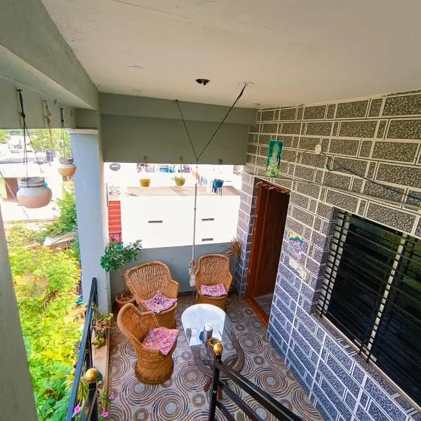 Veeru Homestay, hotel u gradu Hospet