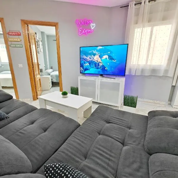 Moderno Piso céntrico 3 habitaciones junto al Mar, hotel in Estepona