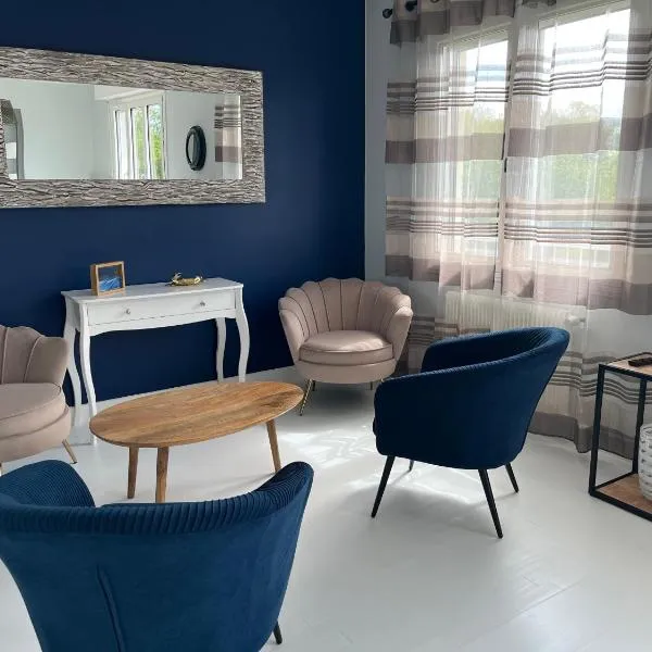 Maison rénovée avec garage et jardin, proche centre ville - La Tremblade, hotel v destinaci La Tremblade
