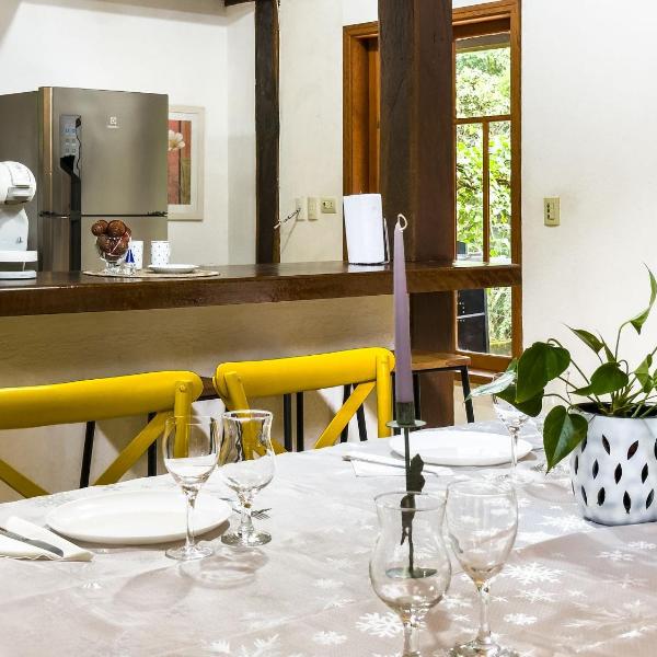 Casa na Granja Viana em frente à reserva ambiental - Foto 3