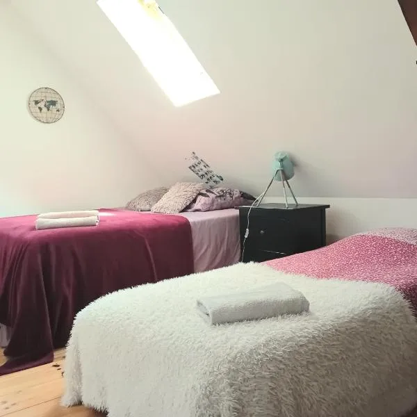 CHEZ ISA chambre chez l'habitant Antoine – hotel w mieście Montlouis-sur-Loire