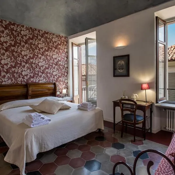 L' estate di san Martino Room Rental - free park, hotel v destinaci Asti