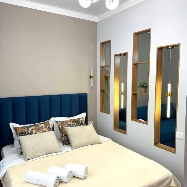 Однокомнатная квартира рядом с ТРЦ Гранд Парк, hotel in Almaty
