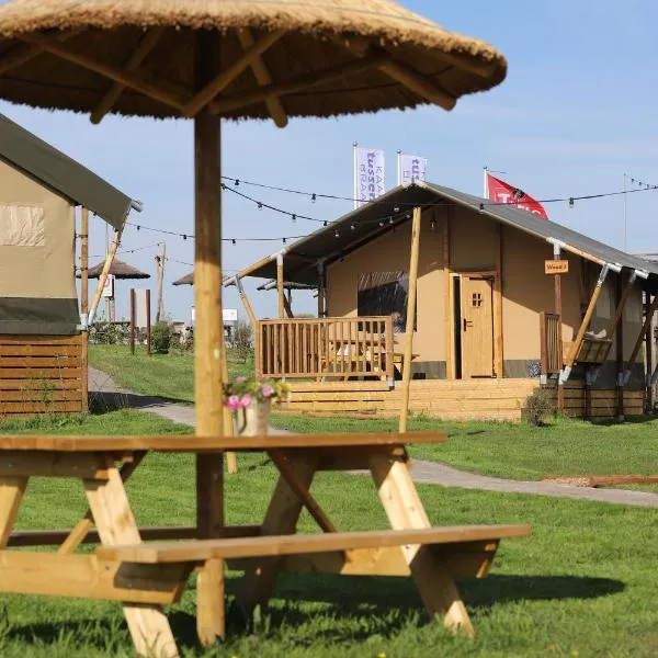 Safaritent Wood XL met tuinzicht, hotel v destinaci Nieuwe Wetering