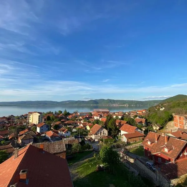 Luxury Apartments Danube, hotel a Golubac