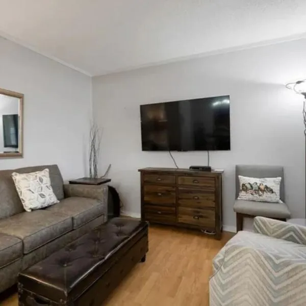 Amenities and beach access!, hotel in Hilton Head Island