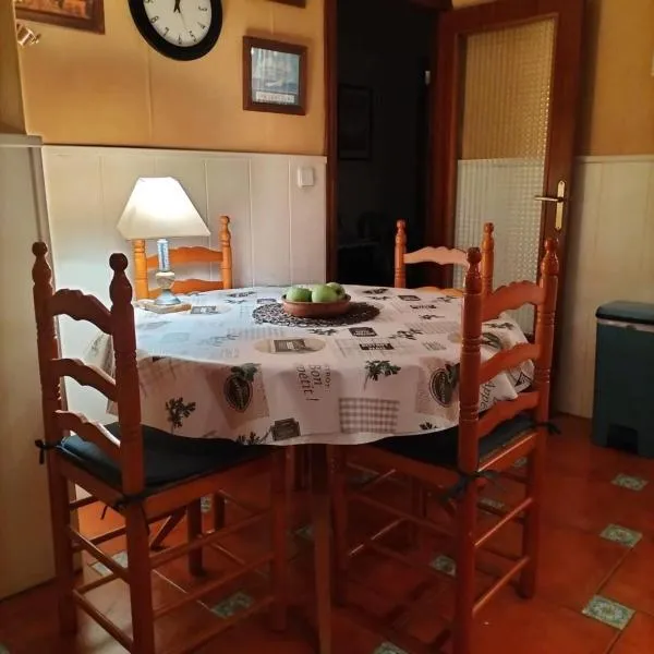 Manzaneque Rural House, hotel in Caudete de las Fuentes