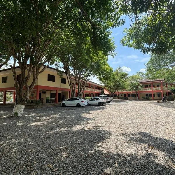 Hotel Rio Mar, hotel v destinaci Puntarenas